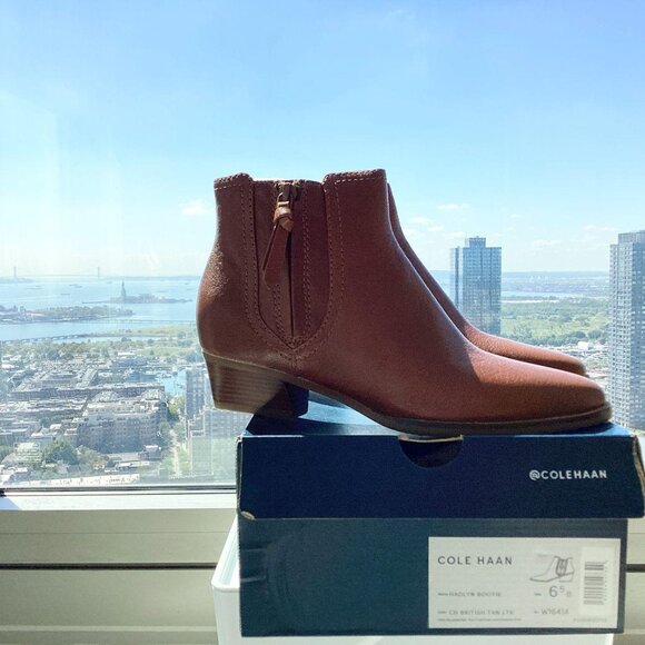 NIB Cole Haan Hadlyn Leather Bootie British Tan Size 6.5B - Picture 2 of 8